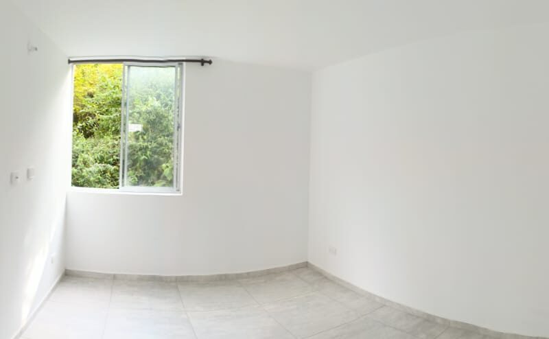 Apartamento de tres habitaciones en el norte de la ciudad, sector oro negro.